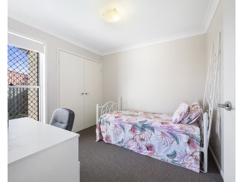 2/3 Amity Court, Harristown QLD 4350