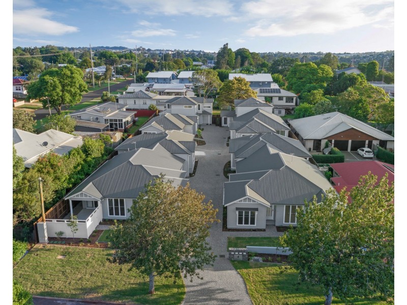 8/4 Denis Street, South Toowoomba QLD 4350