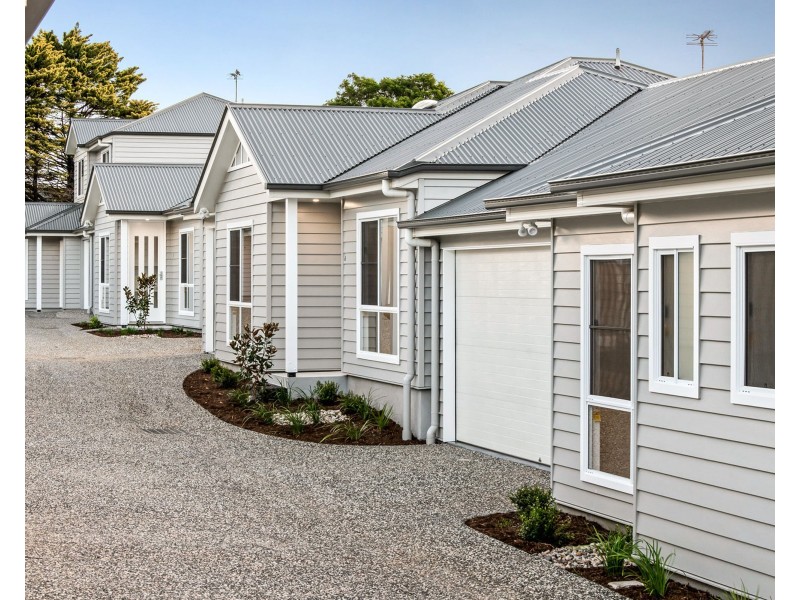 8/4 Denis Street, South Toowoomba QLD 4350