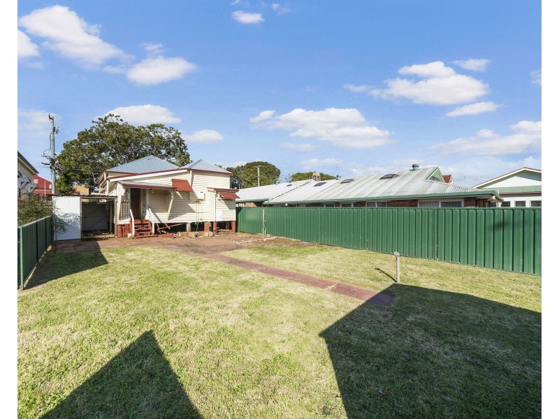 131 Hume Street, Toowoomba City QLD 4350