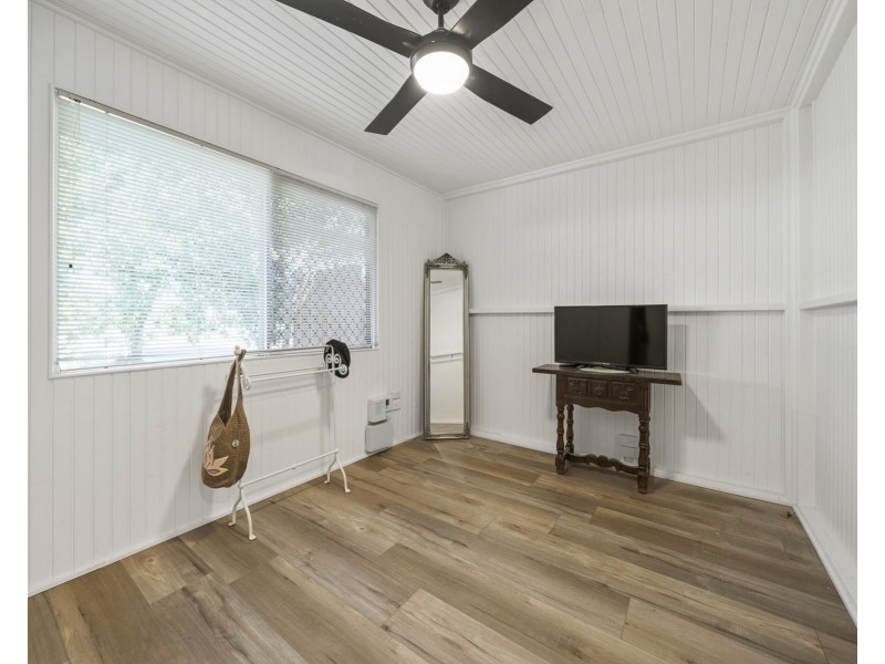 7 Spies Court, Mount Lofty QLD 4350