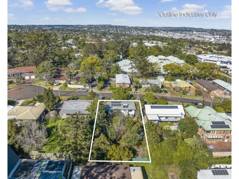 7 Spies Court, Mount Lofty QLD 4350