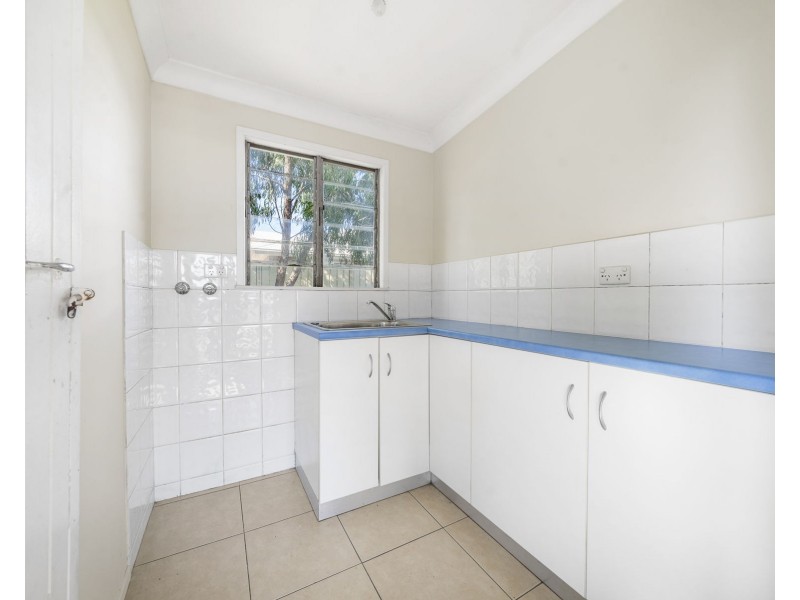 19 Phyllis Street, Harristown QLD 4350