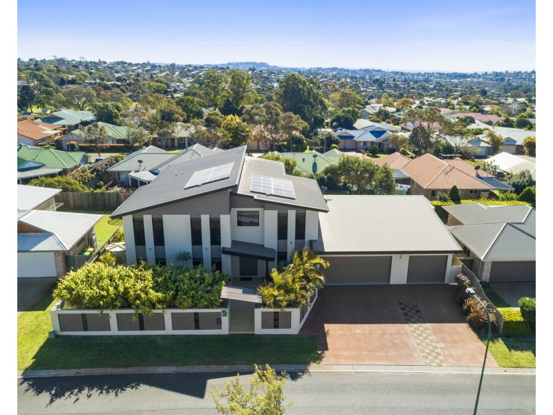 5 McCallum Court, Middle Ridge QLD 4350
