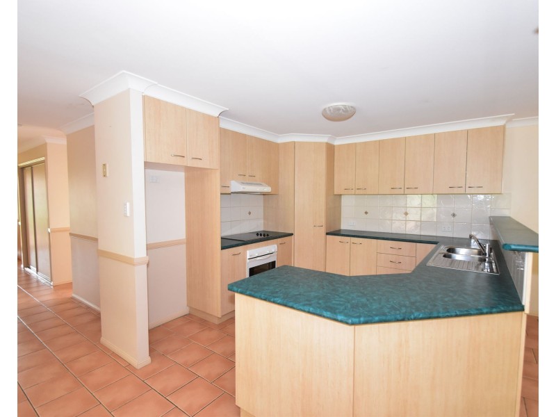 53 Catalina Drive, Wilsonton QLD 4350