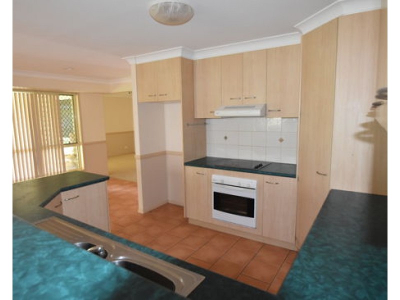 53 Catalina Drive, Wilsonton QLD 4350