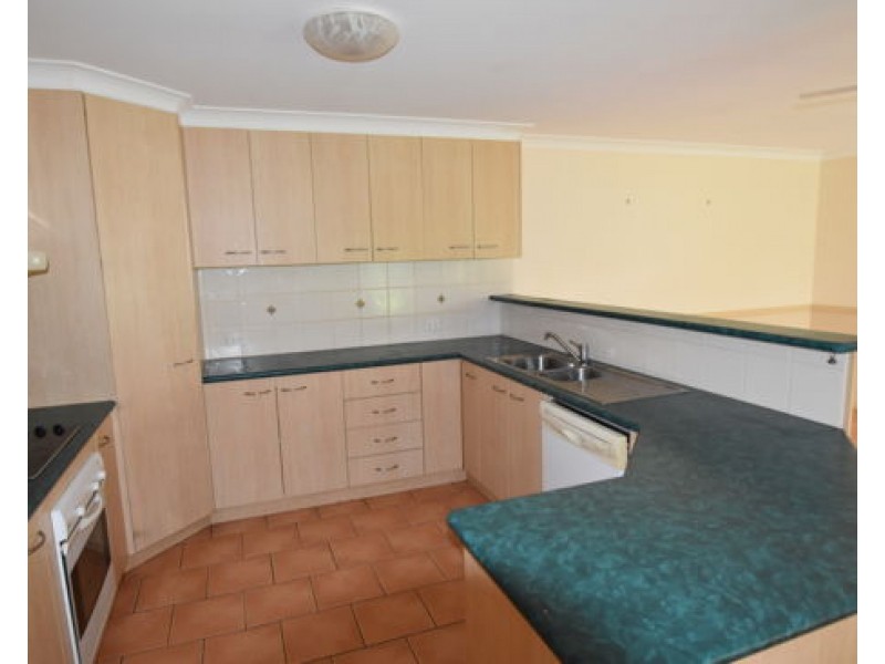 53 Catalina Drive, Wilsonton QLD 4350