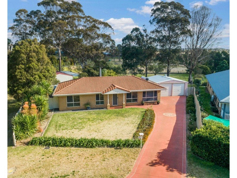 15 Merrygrove Court, Highfields QLD 4352