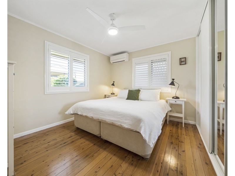 22 Matthews Street, Harristown QLD 4350