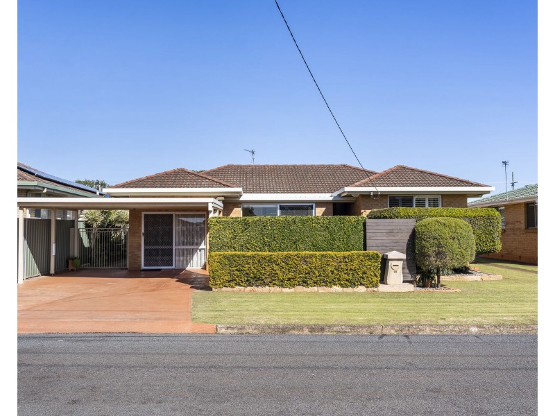 22 Matthews Street, Harristown QLD 4350