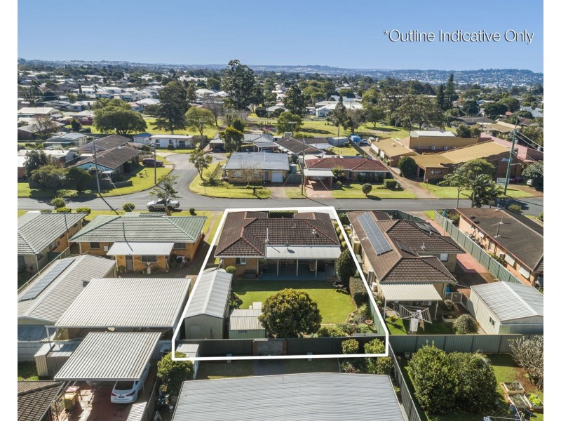 22 Matthews Street, Harristown QLD 4350