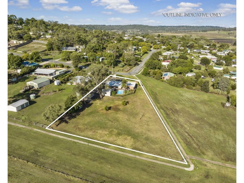 31 Treeline Drive, Gowrie Junction QLD 4352