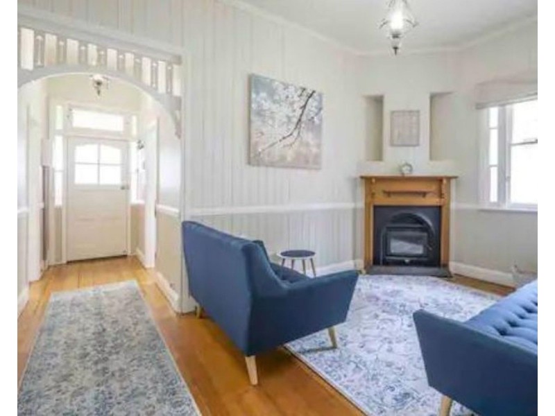 18 Stephen Street, South Toowoomba QLD 4350