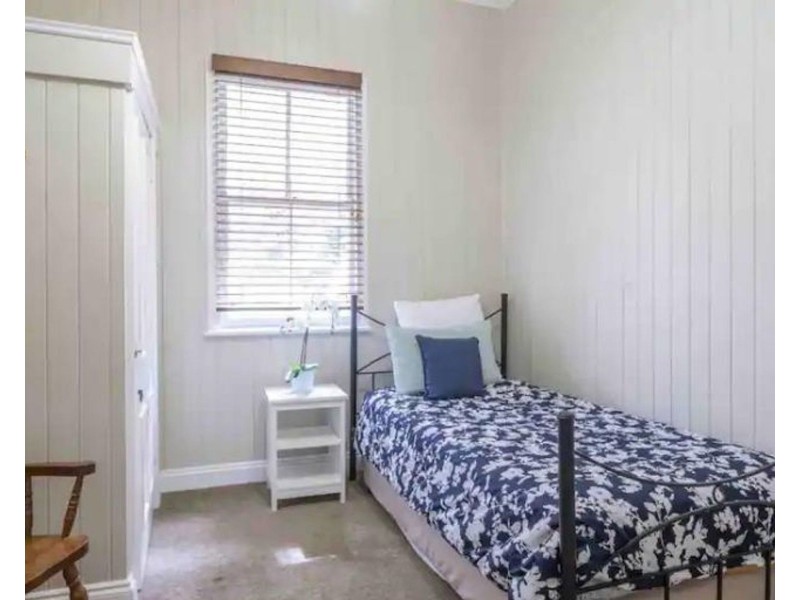 18 Stephen Street, South Toowoomba QLD 4350