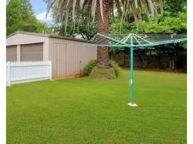 18 Stephen Street, South Toowoomba QLD 4350