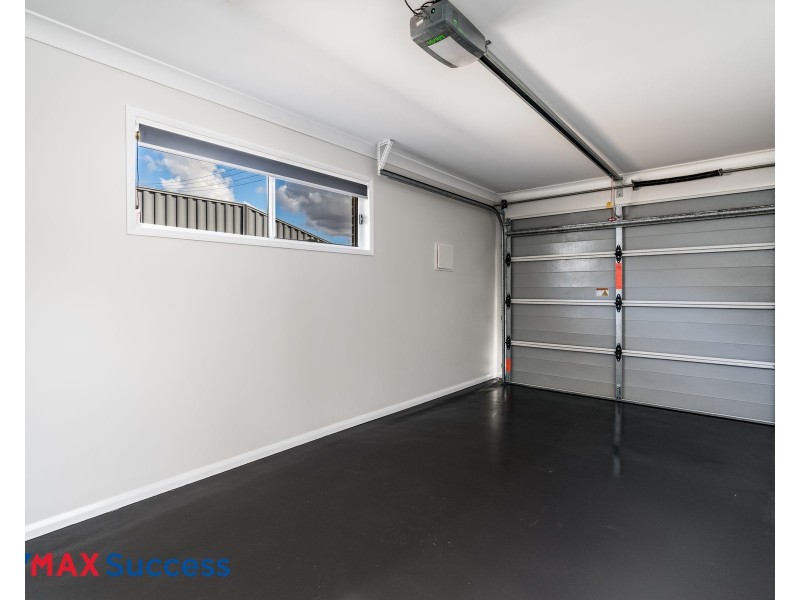 1/12 Kirklees Street, Newtown QLD 4350