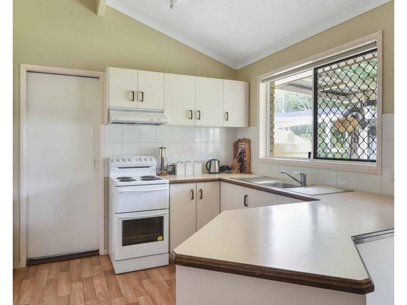 9 Moore Crescent, Wilsonton QLD 4350