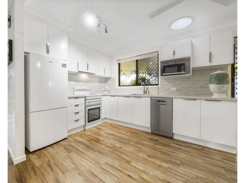 1/4 Dora Street, South Toowoomba QLD 4350