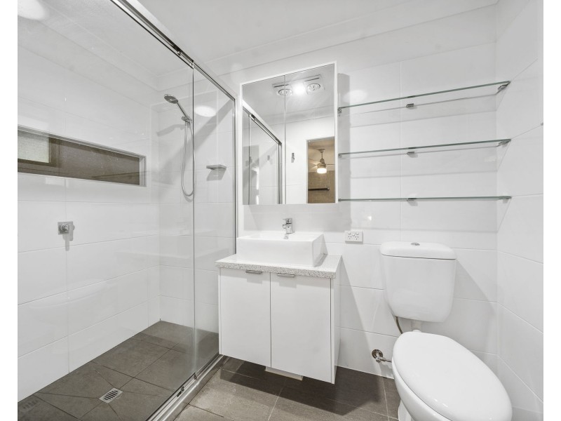 1/4 Dora Street, South Toowoomba QLD 4350