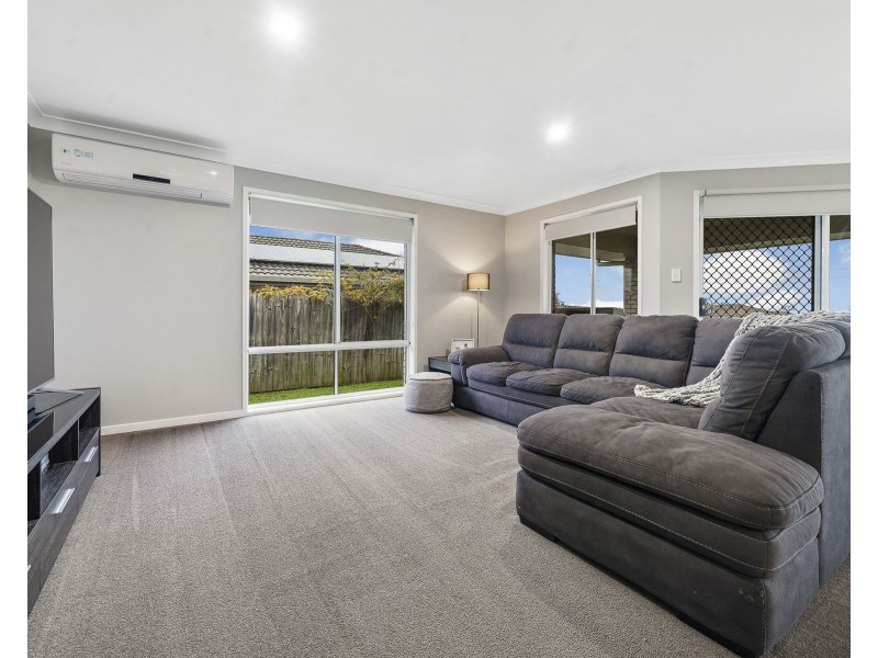 10 Cashmore Street, Wyreema QLD 4352