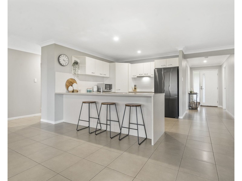 10 Cashmore Street, Wyreema QLD 4352