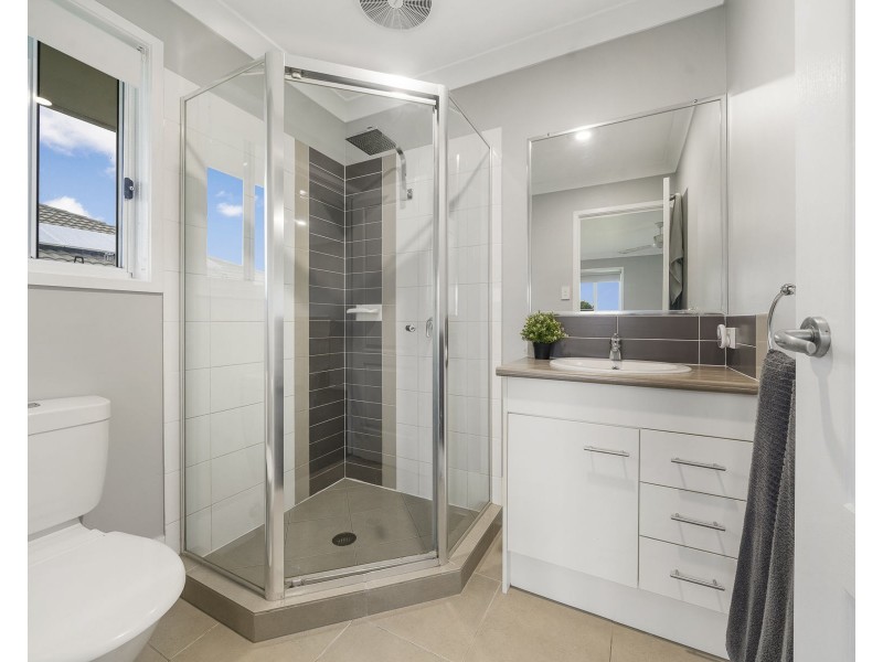 10 Cashmore Street, Wyreema QLD 4352