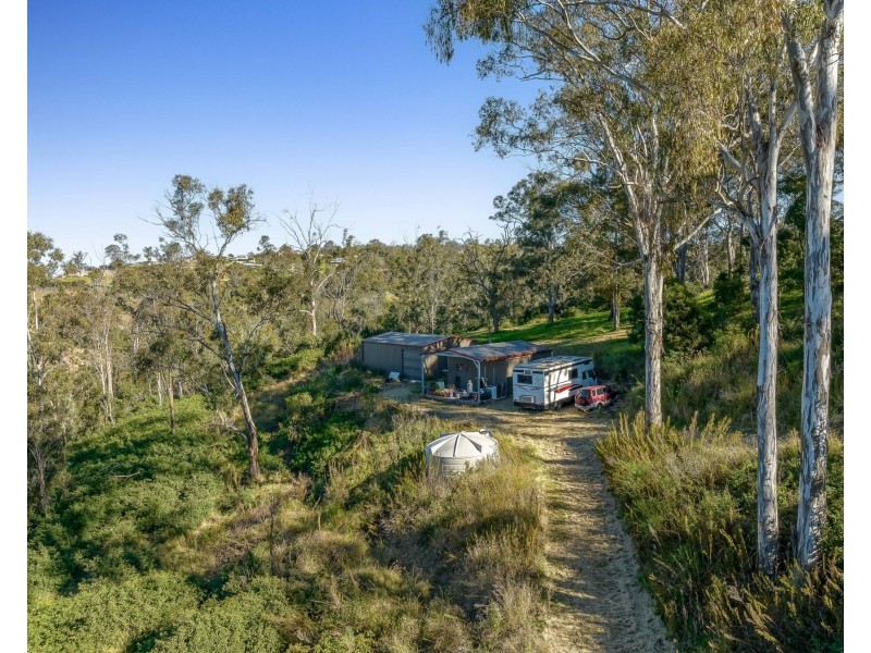 1 Vayro Road, Blue Mountain Heights QLD 4350