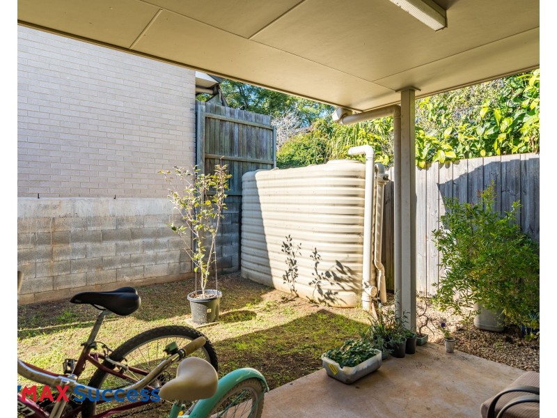 2/82b Long Street, Rangeville QLD 4350
