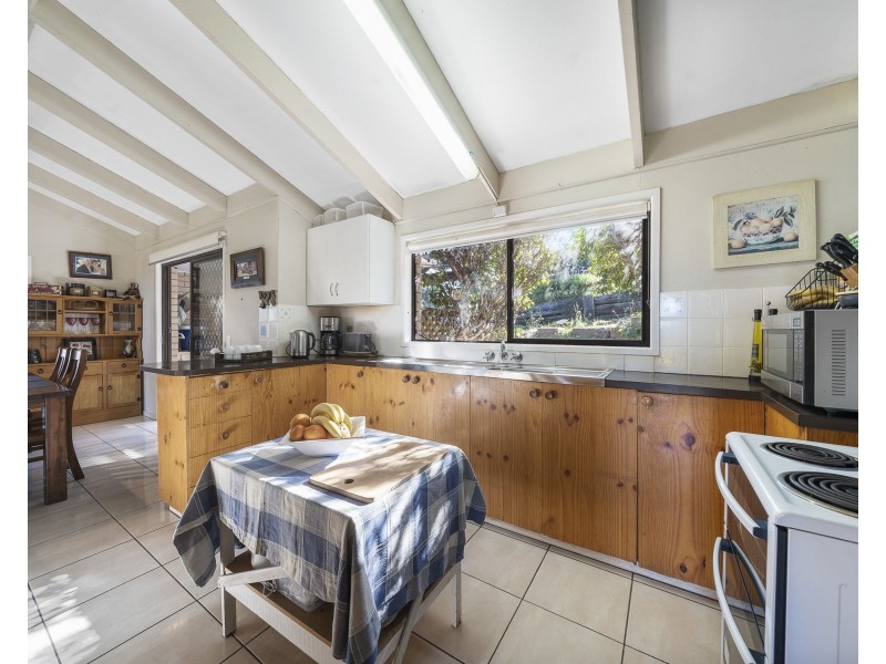 24 Tranter Street, Top Camp QLD 4350