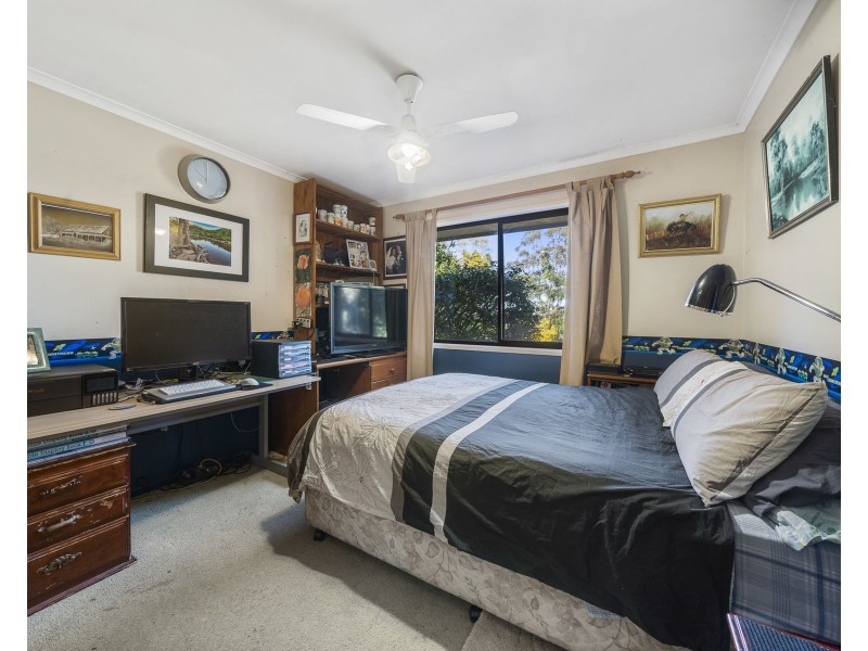 24 Tranter Street, Top Camp QLD 4350