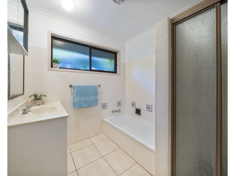 24 Tranter Street, Top Camp QLD 4350