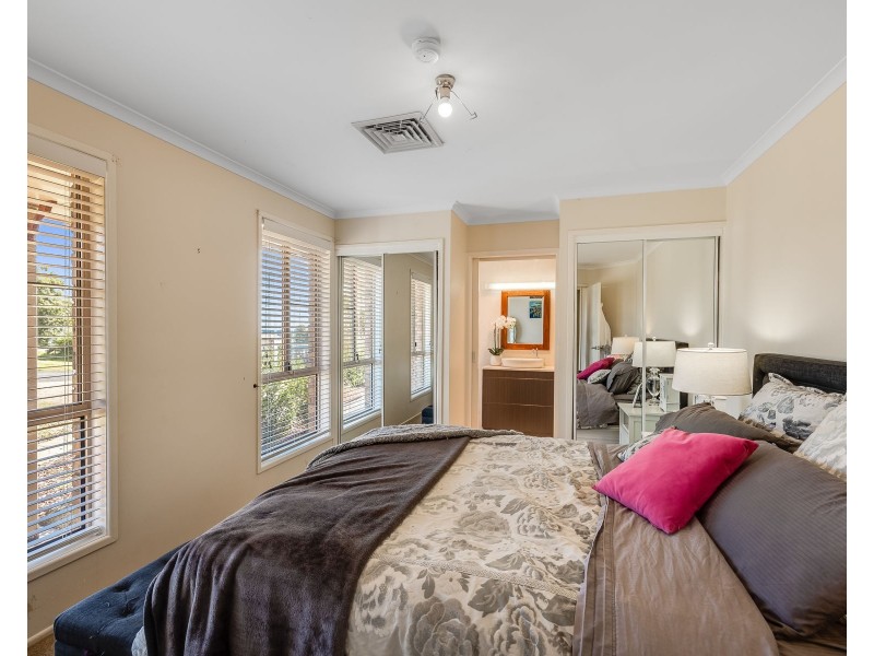 14 Dalzell Crescent, Darling Heights QLD 4350