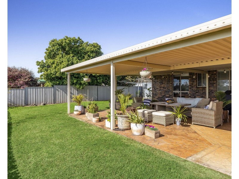 14 Dalzell Crescent, Darling Heights QLD 4350