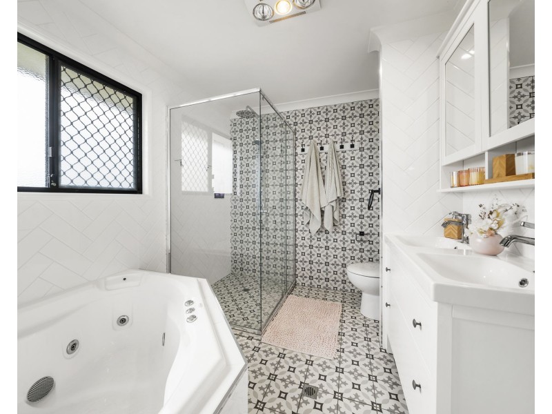 21 Melody Drive, Harristown QLD 4350