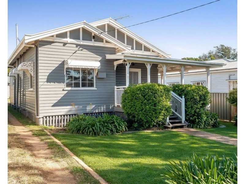 65 Phillip Street, South Toowoomba QLD 4350
