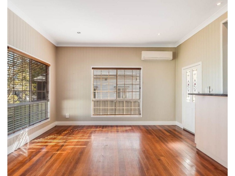 65 Phillip Street, South Toowoomba QLD 4350