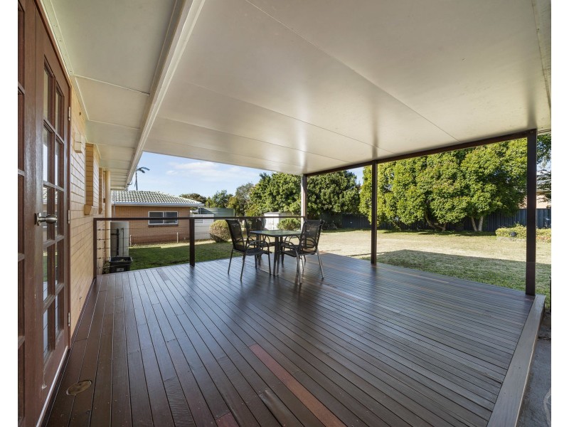 12 Merino Street, Harristown QLD 4350
