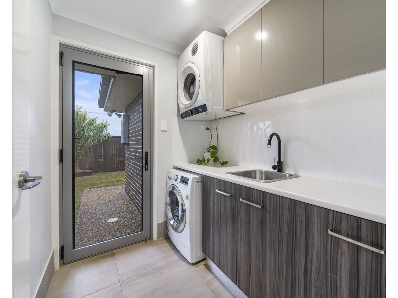 4 Hancock Circuit, Kleinton QLD 4352