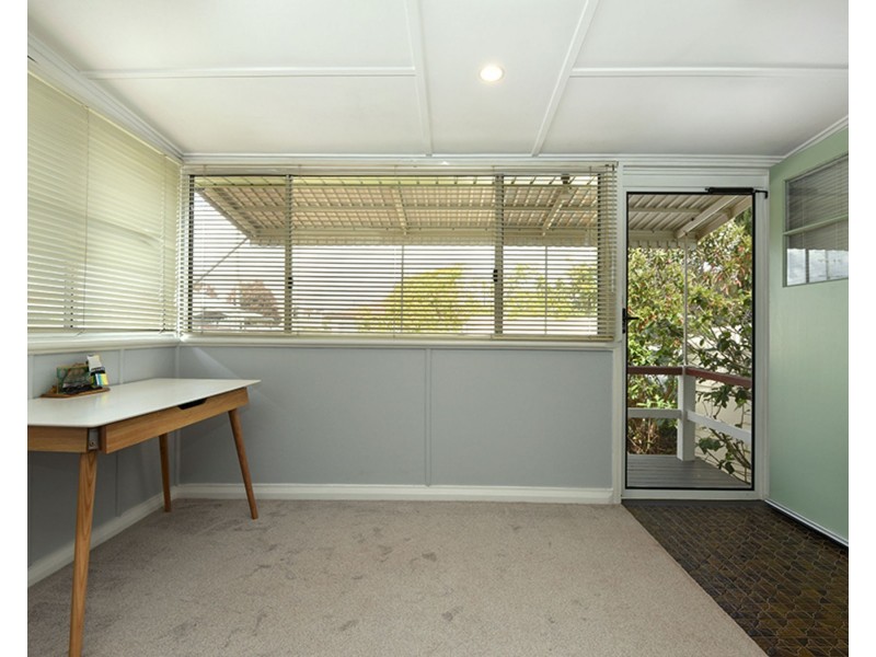 63 Long Street, Rangeville QLD 4350