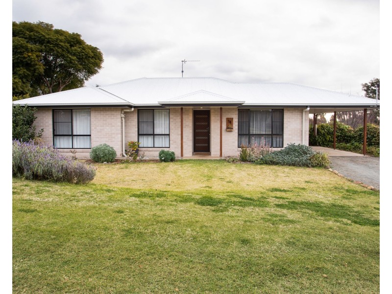 18 Gilbride Street, Greenmount QLD 4359