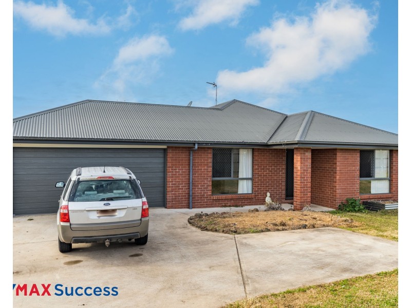 7 Christo Court, Meringandan West QLD 4352