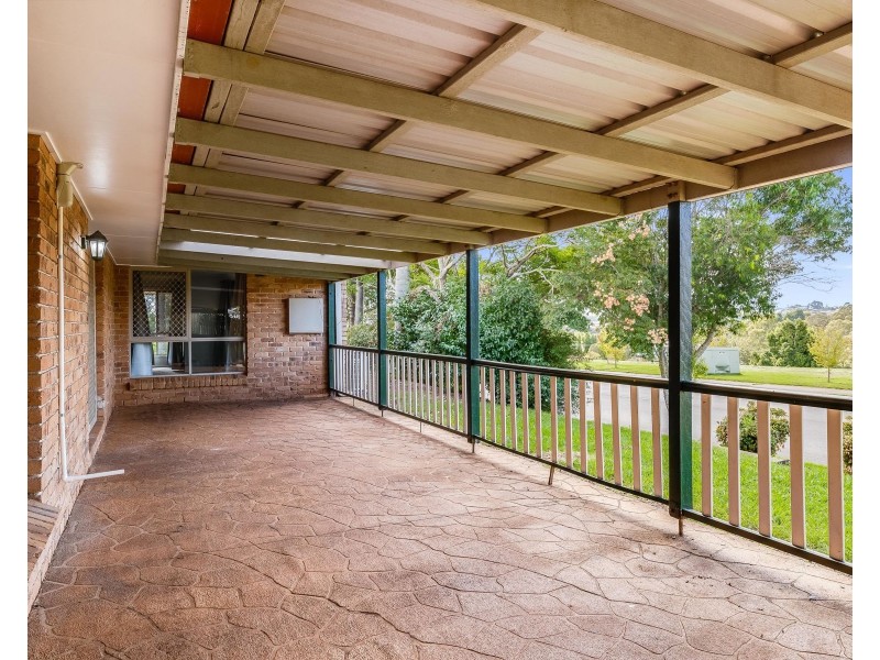 2 Danica Court, Kearneys Spring QLD 4350