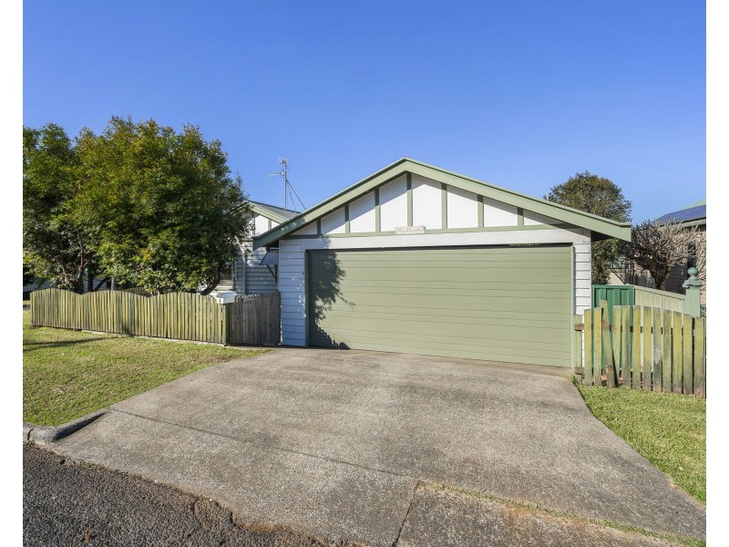 6 Searle Street, South Toowoomba QLD 4350