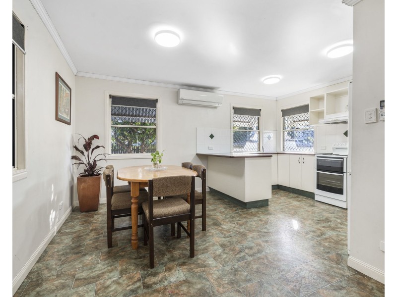 6 Searle Street, South Toowoomba QLD 4350