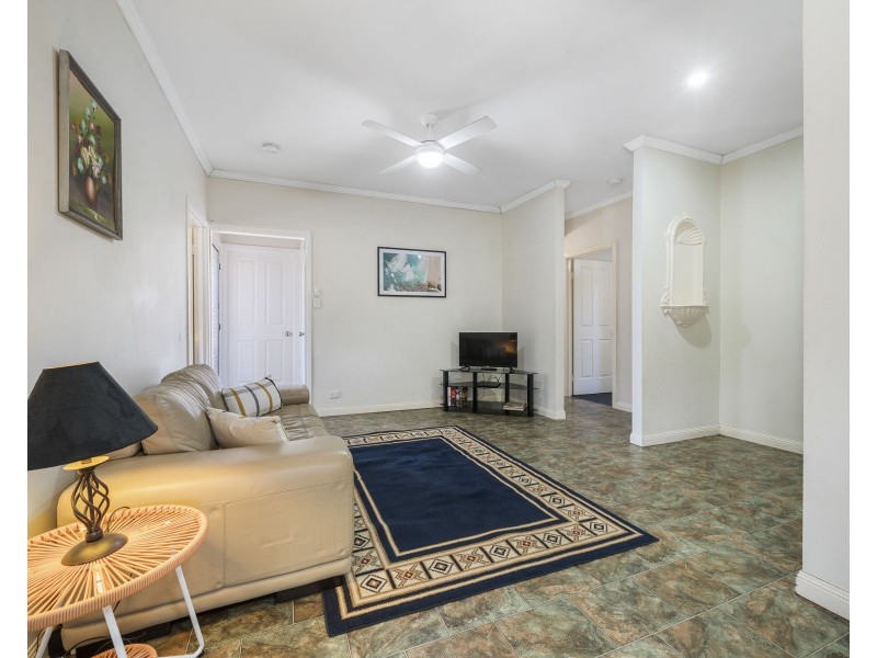 6 Searle Street, South Toowoomba QLD 4350