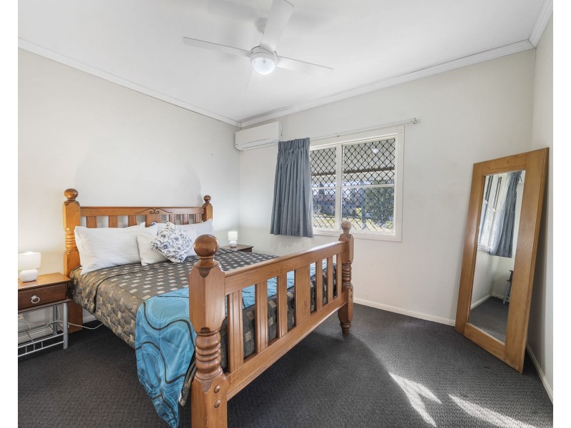 6 Searle Street, South Toowoomba QLD 4350