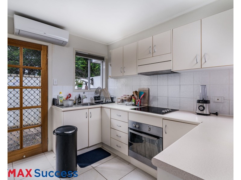 3/267a Geddes Street, Centenary Heights QLD 4350