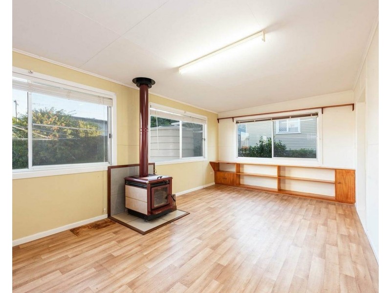 18 McNamara Street, Centenary Heights QLD 4350