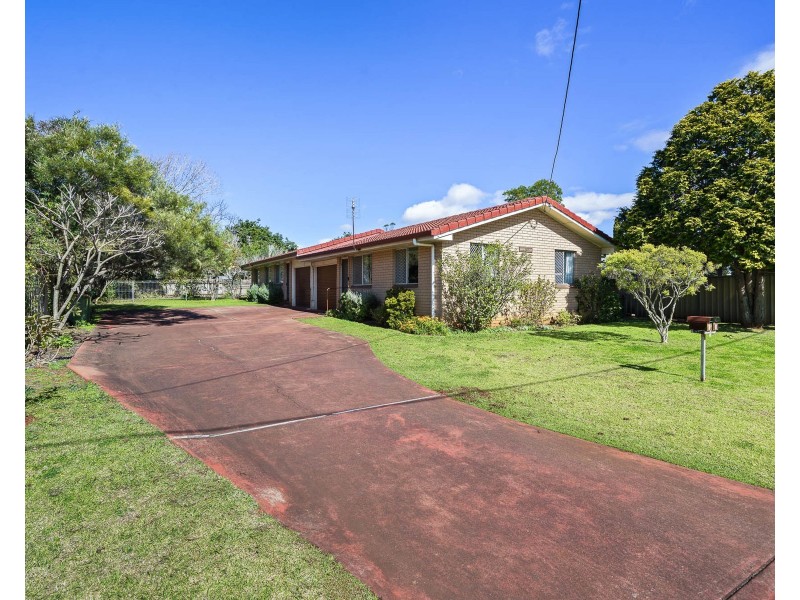 2 Dutton Street, South Toowoomba QLD 4350