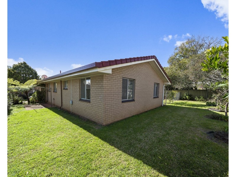 2 Dutton Street, South Toowoomba QLD 4350